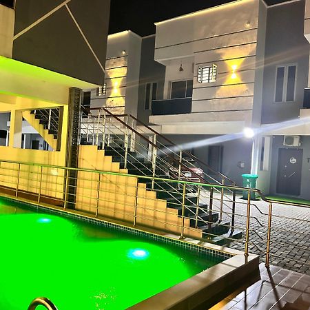 Luxury Shortlet Apartment Lbs, Ajah Лагос Екстериор снимка